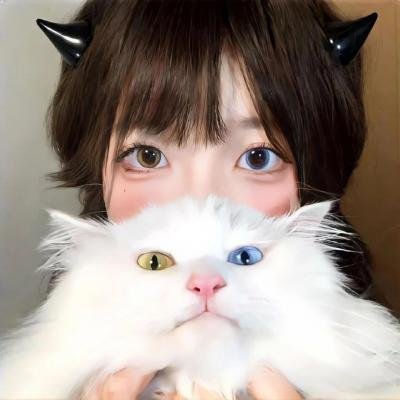 公寓里的两个女人